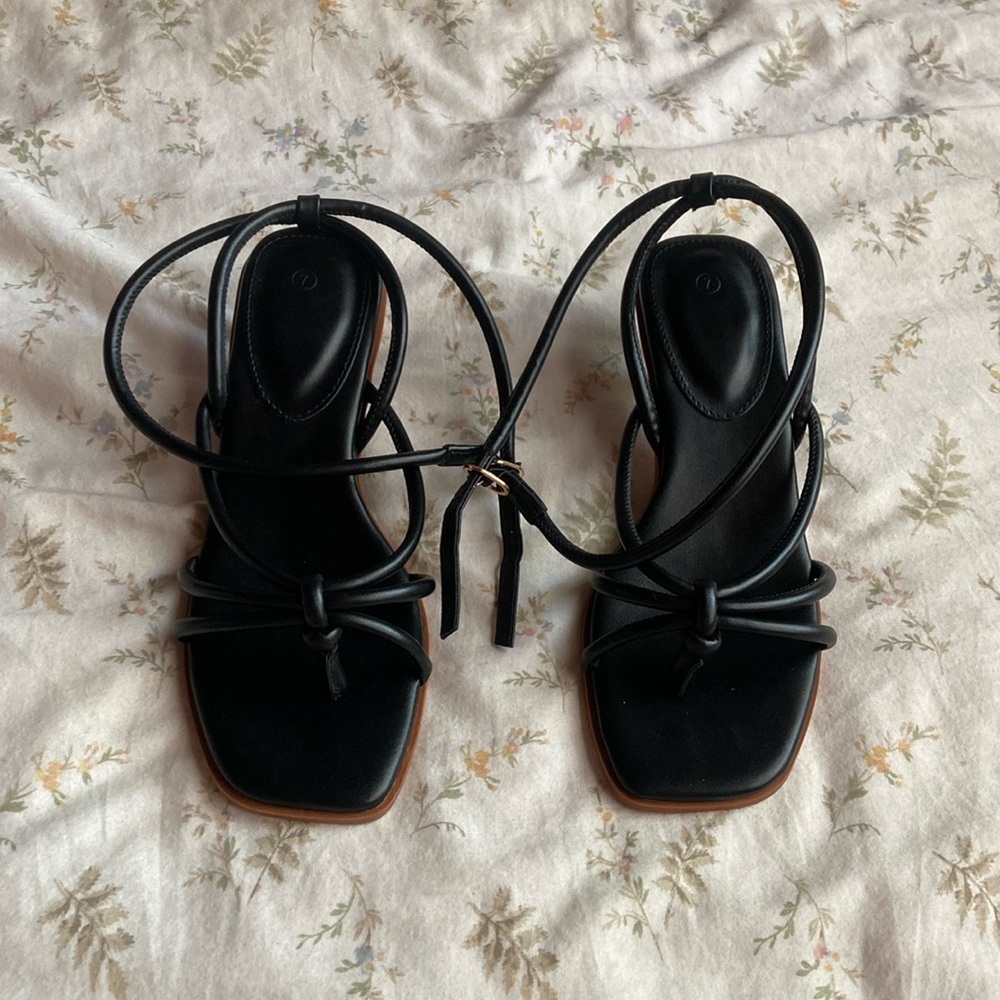 Black Strappy Slingback Heels with Wooden Finish - Picture 2 of 6